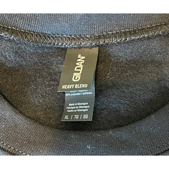 Gildan "Santa's Favorite Realtor" crewneck sweatshirt unisex NWOT size XL - Picture 6 of 8